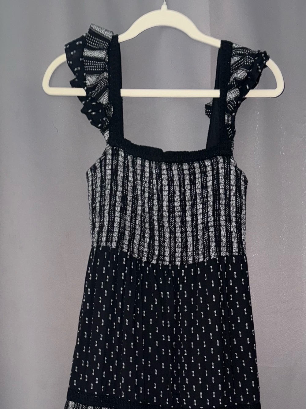 Vineyard Vines Black and White Tiered Maxi Skirt